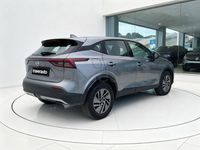 Usado Nissan Qashqai Acenta 140 CV (102 kW) 2024 Gris / plata SUV