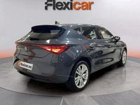 Usado Seat Leon Style 130 CV (95 kW) 2022 Gris Utilitario