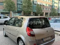 Usado Renault Scénic Dynamique 130 CV (95 kW) 2007 Beige Monovolumen