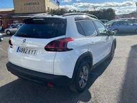 Usado Peugeot 2008 Allure 100 CV (73 kW) 2019 SUV