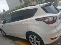 Usado Ford Kuga Titanium 180 CV (132 kW) 2017 Blanco SUV