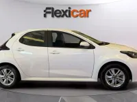 Usado Mazda 2 Comfort 90 CV (66 kW) 2023 Blanco Utilitario