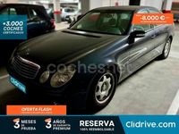 Usado Mercedes E220 177 CV (130 kW) 2004 Azul Berlina