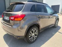 Usado Mitsubishi ASX Motion 114 CV (83 kW) 2017 Marrón SUV