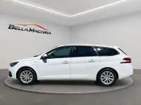 Usado Peugeot 308 SW Style 131 CV (96 kW) 2020 Blanco Familiar