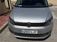 Usado VW Touran Advance 105 CV (77 kW) 2014 Gris / plata Monovolumen