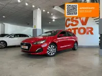 Usado Hyundai i30 GO! 136 CV (100 kW) 2019 Rojo Utilitario