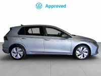 Usado VW Golf VIII 115 CV (84 kW) 2025 Gris / plata Berlina