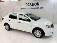 Usado Dacia Logan Lauréate 90 CV (66 kW) 2014 Blanco Berlina