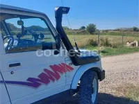 Usado Suzuki Samurai 45 CV (33 kW) 1993 Blanco SUV