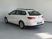 Usado Seat Leon Ecomotive 110 CV (80 kW) 2015 Blanco Familiar