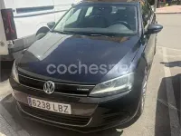 Usado VW Jetta Sportline 150 CV (110 kW) 2013 Negro Berlina