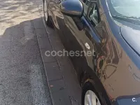 Usado Kia Rio 84 CV (61 kW) 2017 Gris / plata Berlina