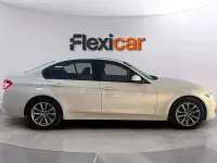 Usado BMW 318 136 CV (100 kW) 2018 Blanco Berlina