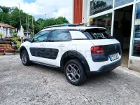 Usado Citroën C4 Cactus Feel 100 CV (73 kW) 2015 Blanco Utilitario