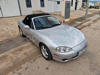 Usado Mazda MX5 110 CV (80 kW) 2002 Gris / plata Descapotable