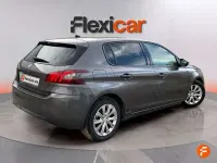 Usado Peugeot 308 Access 131 CV (96 kW) 2020 Gris Berlina