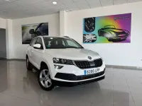 Usado Skoda Karoq Ambition 150 CV (110 kW) 2021 Blanco SUV