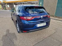 Usado Renault Mégane LIMITED 115 CV (84 kW) 2019 Azul Berlina