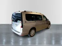 Usado Ford Tourneo Connect Titanium 115 CV (84 kW) 2023 Gris / plata Monovolumen