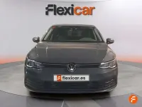 Usado VW Golf VIII Life 131 CV (96 kW) 2021 Gris Berlina