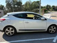 Usado Renault Mégane III Dynamique 105 CV (77 kW) 2009 Blanco Berlina