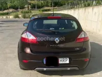 Usado Renault Mégane III Dynamique 115 CV (84 kW) 2013 Marrón Berlina