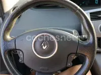 Usado Renault Grand Scénic II Privilege 130 CV (95 kW) 2006 Blanco Monovolumen