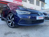 Usado VW Golf VIII Life 115 CV (84 kW) 2021 Azul Berlina