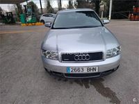 Usado Audi A4 150 CV (110 kW) 2001 Gris / plata Berlina