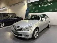 Usado Mercedes C220 Avantgarde 150 CV (110 kW) 2007 Gris / plata Berlina