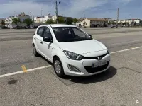 Usado Hyundai i20 85 CV (62 kW) 2012 Blanco Utilitario