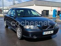Usado Volvo S60 140 CV (102 kW) 2001 Azul Berlina
