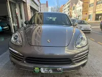 Usado Porsche Cayenne 245 CV (180 kW) 2012 Gris / plata SUV