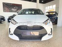 Usado Toyota Yaris Hybrid Active 116 CV (85 kW) 2024 Blanco Berlina