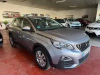 Usado Peugeot 3008 Active 120 CV (88 kW) 2018 Gris / plata SUV