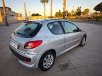 Usado Peugeot 206 60 CV (44 kW) 2010 Gris / plata Berlina