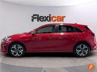 Begagnad Kia Ceed 120 HK (88 kW) 2019 Röd Halvkombi