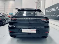 Usado Porsche Cayenne Turbo 549 CV (403 kW) 2019 Negro SUV