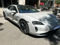 Usado Porsche Taycan Turbo 884 CV (650 kW) 1970 Blanco Berlina