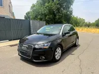 Usado Audi A1 Attraction 86 CV (63 kW) 2012 Negro Utilitario