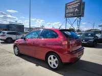 Usado Seat Ibiza Sport 100 CV (73 kW) 2005 Granate Utilitario