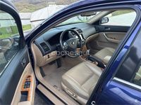 Usado Honda Accord Executive 190 CV (139 kW) 2005 Azul Berlina
