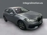 Usado BMW 118 150 CV (110 kW) 2023 Gris Utilitario