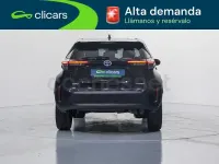 Używany Toyota Yaris Cross Active 116 KM (85 kW) 2022 Czarny SUV