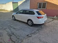 Usado Seat Leon Xperience 110 CV (80 kW) 2016 Blanco Familiar