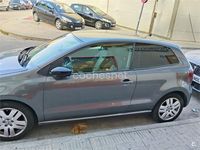Usado VW Polo Sport 90 CV (66 kW) 2013 Gris / plata Utilitario