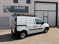Usado Renault Kangoo 75 CV (55 kW) 2019 Blanco Monovolumen
