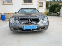 Usado Mercedes E220 Classic 143 CV (105 kW) 2003 Gris / plata Berlina
