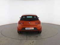 Usado Seat Leon FR 131 CV (96 kW) 2019 Naranja Utilitario